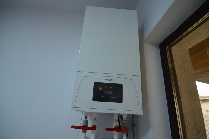 Casa individuala - POSIBILITATE RATE - Comuna Berceni -  COMISION 0 - 19