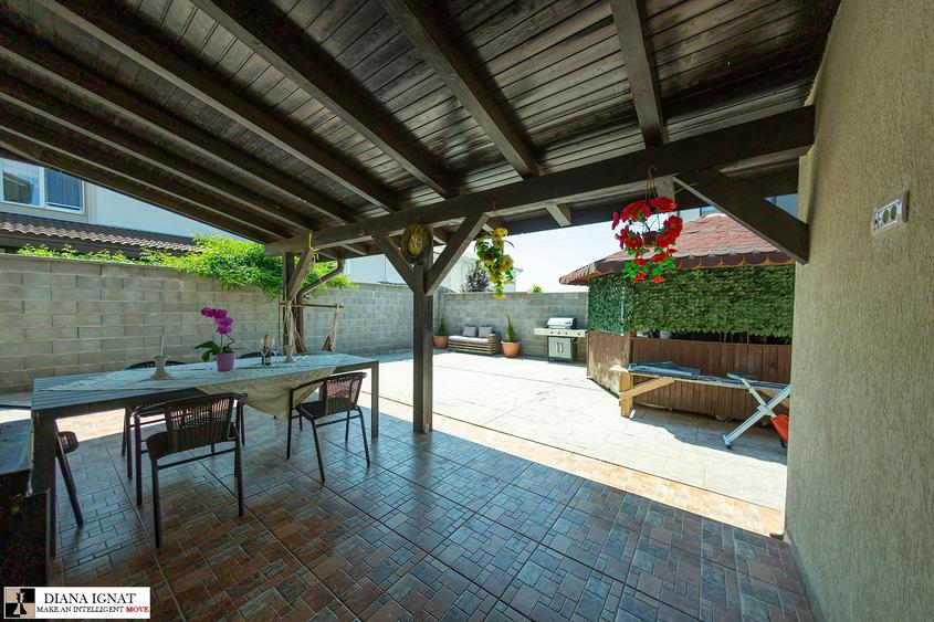 Casa cocheta, 4 dormitoare, 10 min de mers pe jos de Parcul Central Dumbravita - 10