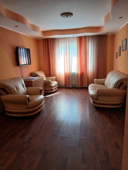 Merita! Apartament cu 4 camere decomandate Micro 20 etaj 6/10,vedere la Dunare. - 7