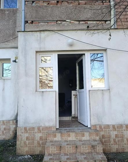 apartament de vanzare cu 3 camere - 5