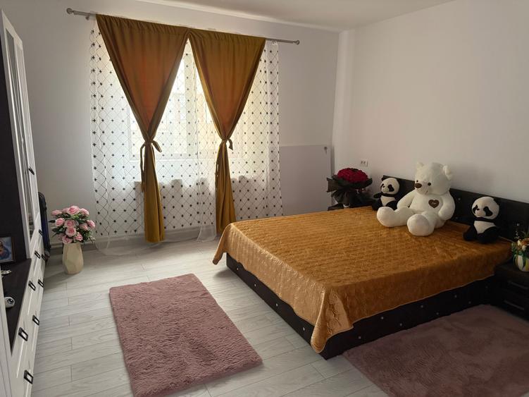 Casa de vanzare parter + mansarda - 4