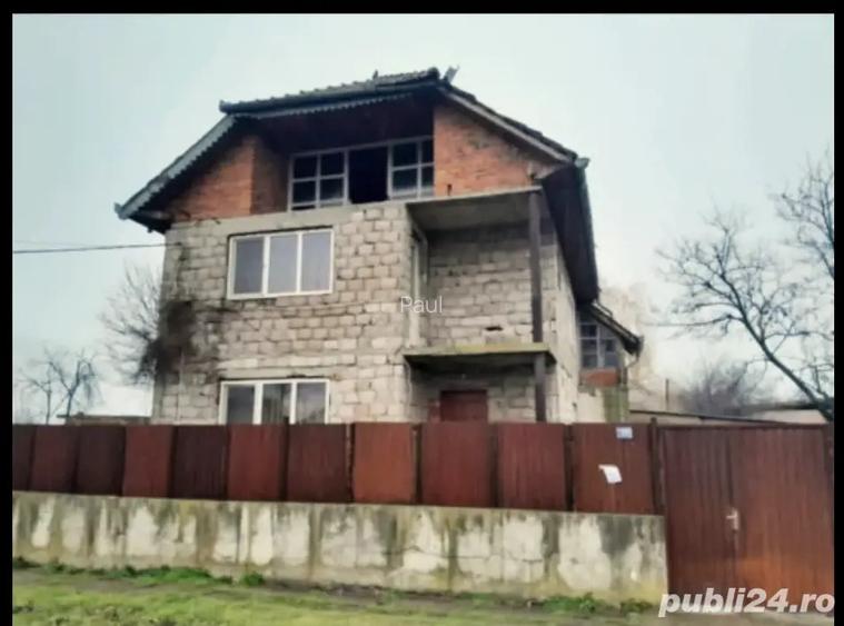 Vand casa individuala Vand casa individuala
