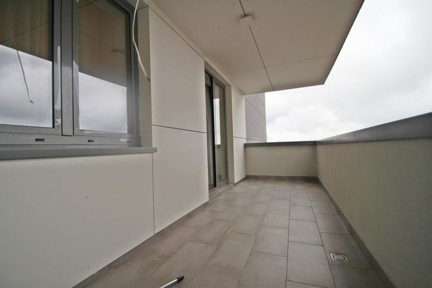 City Park Mall - Ap 2 cam , finisaje de lux (parcare subterana ) - 8