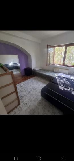 Se inchiriaza Hale 700; 300;100mp.Apartamene la casa. - 7