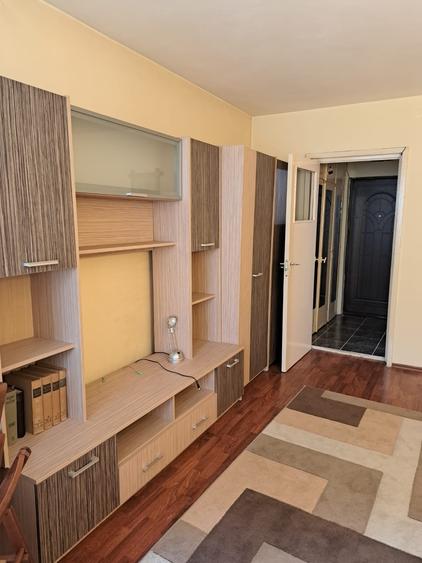 Garsonieră de închiriat – B-dul Take Ionescu – Etaj 1/10, mobilată și utilată - 1