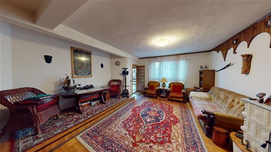 Tur 3D! Doua case traditionale, pe domeniu versatil, la doar 1Km de Castelul Bra - 1