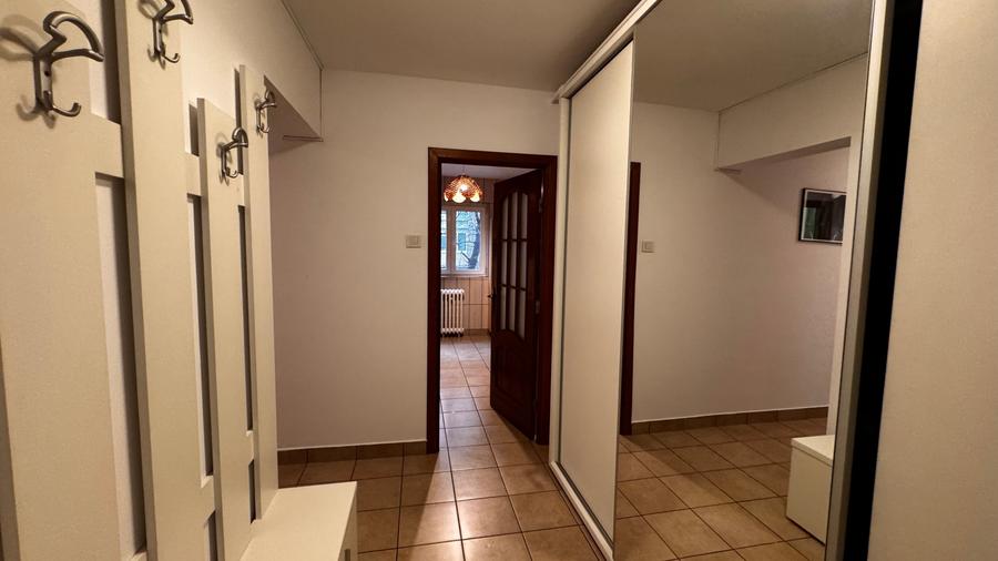 Apartament renovat aproape de parc - 11