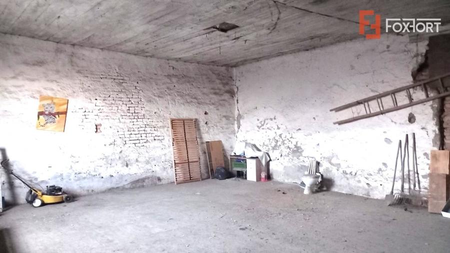 Casa individuala + hala de vanzare in Grabat - 24