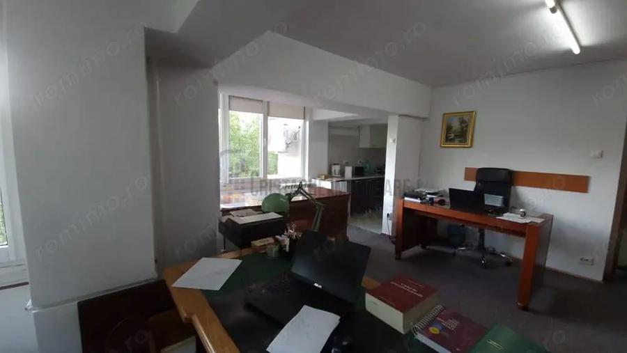 Piata Unirii_birou (post de lucru) exclusiv pentru avocati sau juristi - 1