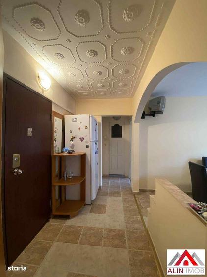 Ap.2 camere,Carpati 2 - 1
