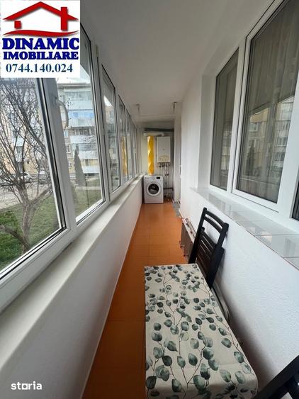 Ap 2 cam, 50 mp, parter, zona Carrefour, mobilat ?i utilat, 300 /luna - 2