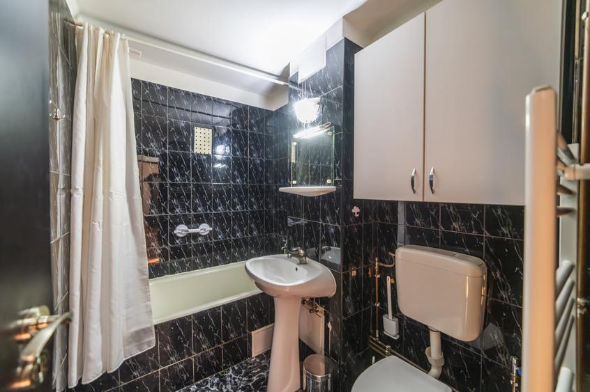Apartament cu 2 camere semidecomandat, mobilat în Cetății