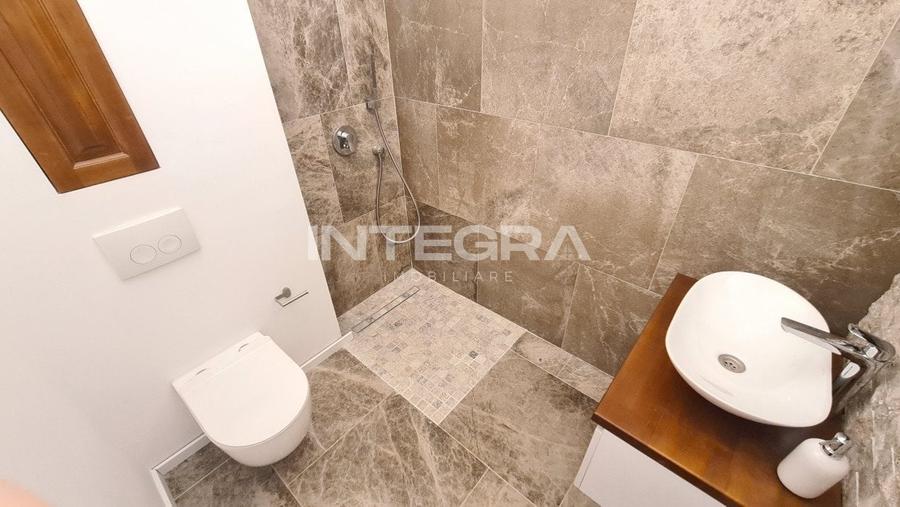 Penthouse Cu Lift Propriu, 4 Camere si Garaj Pentru Doua Masini, Buna Ziua. - 8