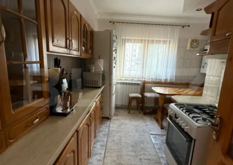 Apartament 4 camere, etaj intermediar, cartier Burdujeni - 8