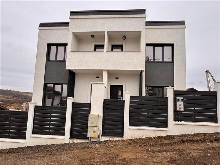 Duplex in rediu, intabulat - 1