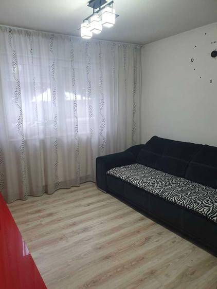 Vand apartament 2 camere zona Industriala str Cornisa - 3