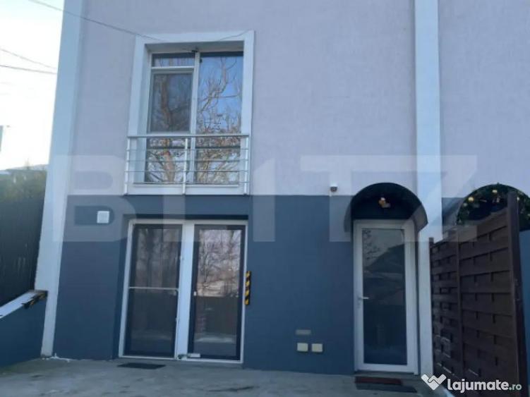 Casa tip triplex in Rediu, cu vedere panoramica si curte p - 1