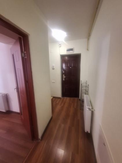 Garsonieră decomandată, mobilată în Tomis Nord