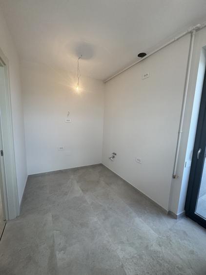 Apartament cu 4 camere în Trivale