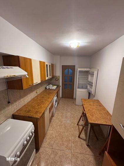 Vand apartament 2 camere decomandat - 2