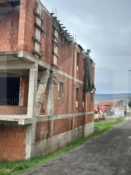 Teren 600 mp in Baciu oportunitate unica, casa inclusa - 9