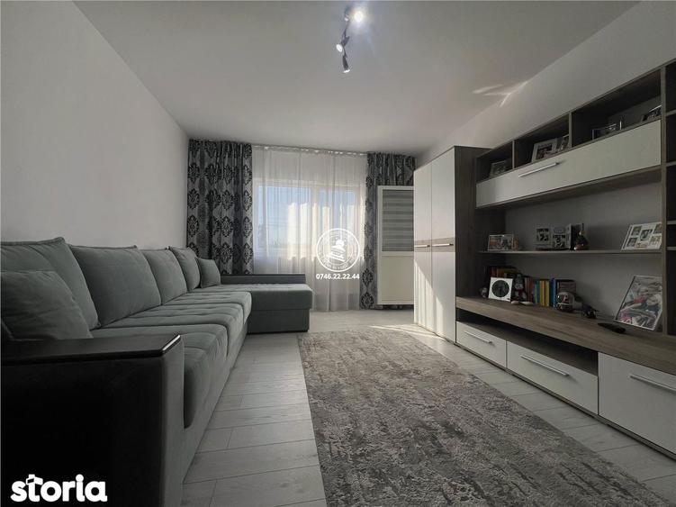 Apartament 3 camere de vanzare C.U.G., - 10