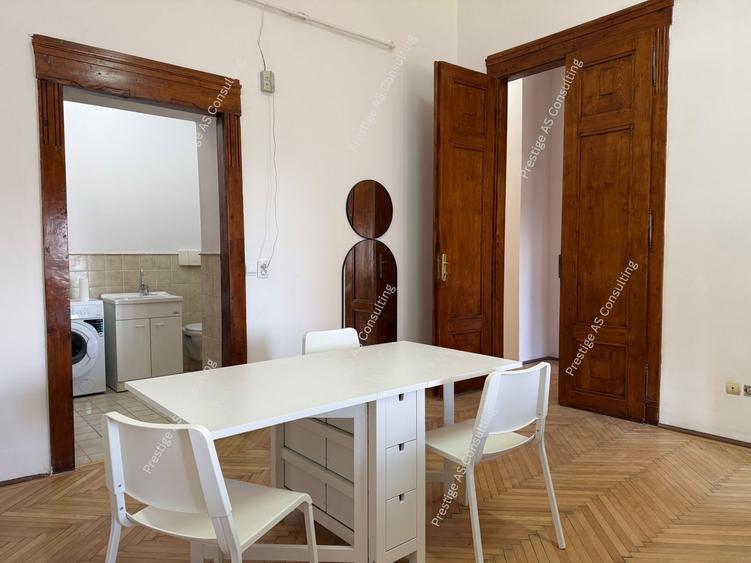 Spatiu Birouri  150 mp | Balcon cu vedere directa spre Piata Victoriei - 16