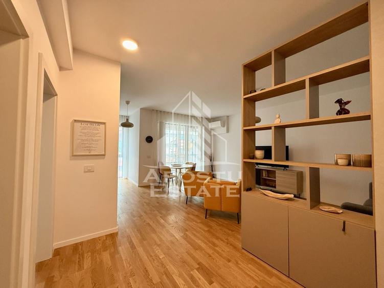 Apartament cu 2 camere decomandat, mobilat în Central