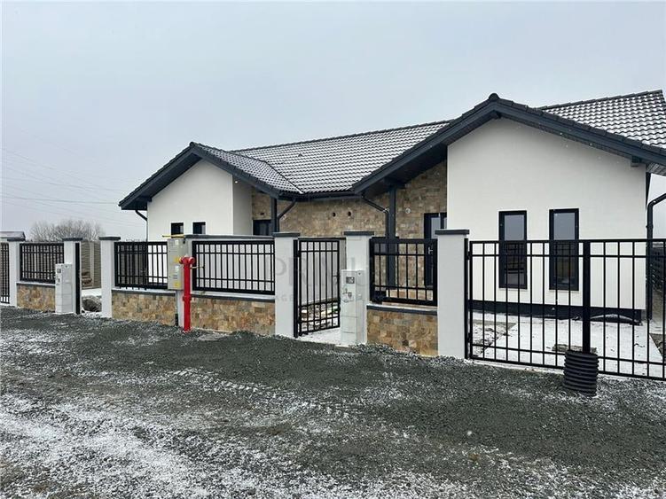 Duplex de LUX ?n Moșnița Nouă ? Finisaje Premium (Travertin & Mar - 1