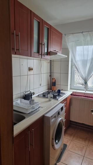 Apart. 4 cam, etaj 10, zona Ostroveni, mobilat, utilat, cu centrala proprie - 10