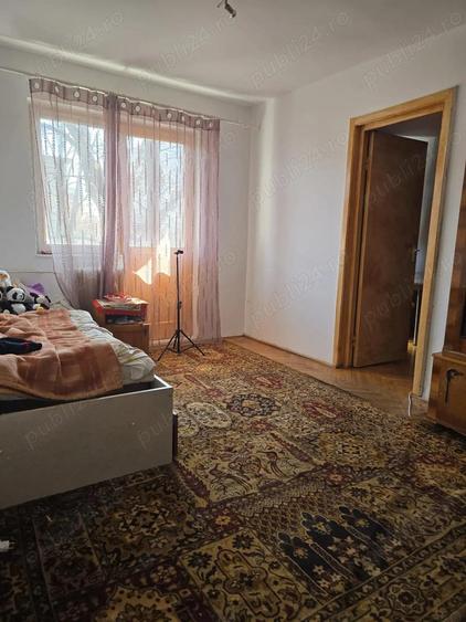 Apartament 3 camere Circumvalatiunii Dacia strada Teiului etaj 3 - 3