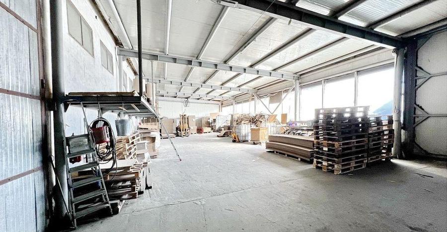 Teren intravilan cu hala construita - 3