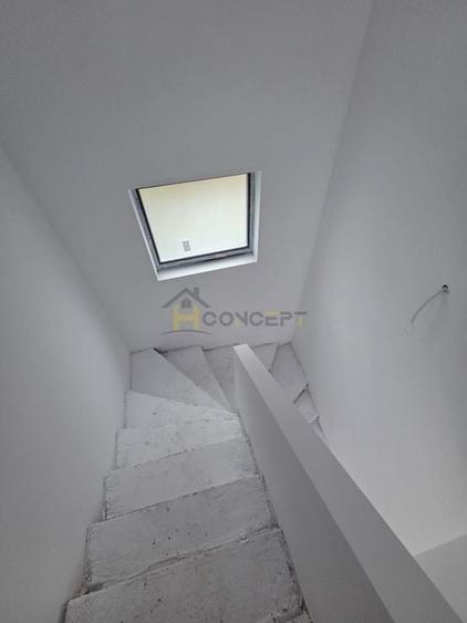 Vila individuala 4 camere finisaje la alegere Str Martisor - 5