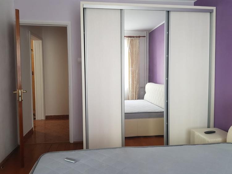 Inchiriere apartament 3 camere, metrou Bucur Obor, curat, etaj 2, 600 euro - 4