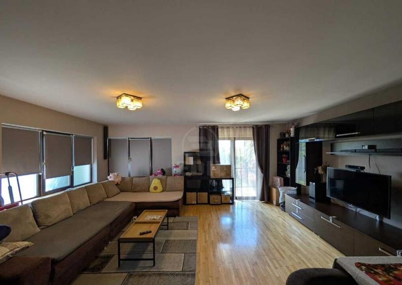 De vanzare casa tip duplex in Flore?ti, intr-o zona exclusiv de case ! - 12