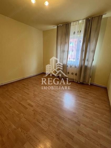 Apartament 4 camere de vanzare Micro 5 | Etaj 1 | 80 mp - 8