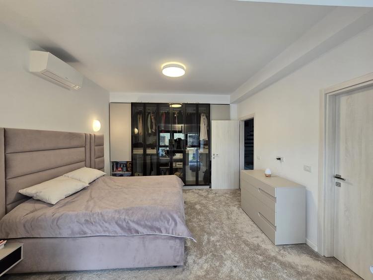 Vila impresionanta-lux,5 camere,-Campul Pipera - 1