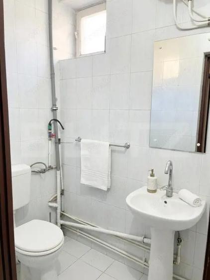 Casa P+1, destinatie medicala, S.c. 102 mp, teren 111 mp, zona Scoala 2 - 1