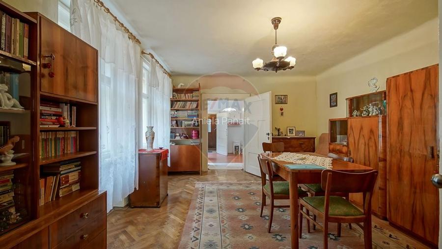 Apartament cu potential deosebit, pe str. Republicii - Centrul Istoric