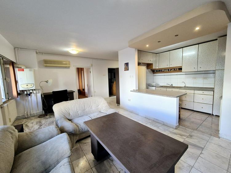 Constanta - Central - Str Traian - apartament 2 camere decomandat - 6