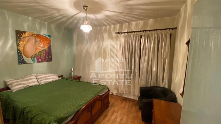 Apartament 3 camere zona Centrala Apartament 3 camere zona Centrala