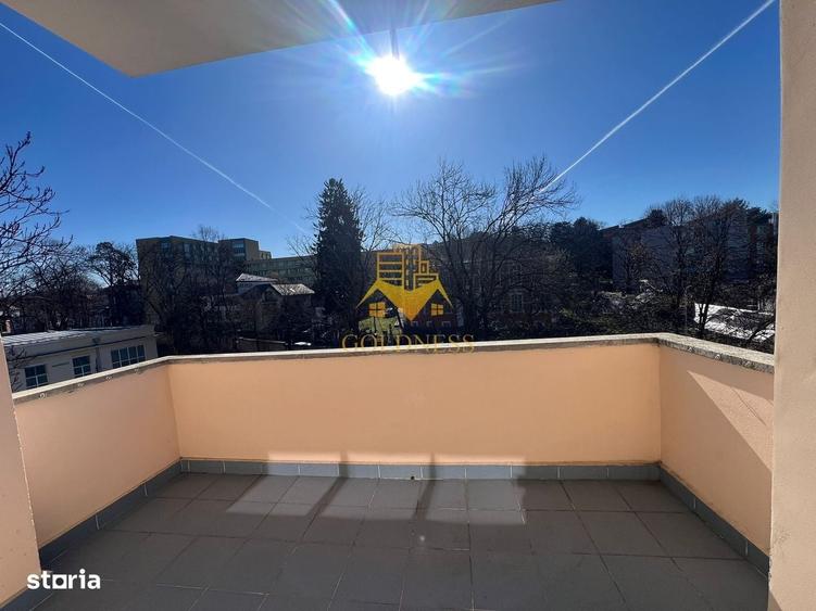 Apartament cu 3 camere decomandat în Hașdeu