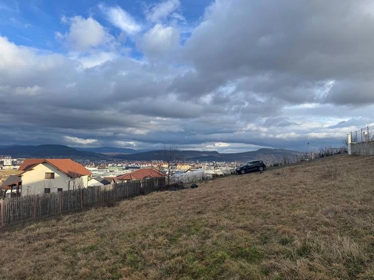 Teren 1.000 mp cu Panorama - 8