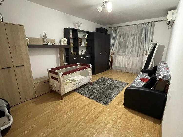 Apartament cu 2 camere, decomandat, zona Galata - 2