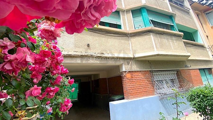 Apartament cu 3 camere semidecomandat în Ferdinand