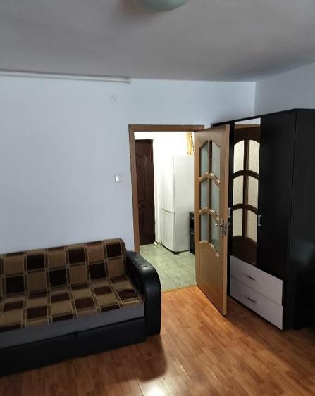 Garsoniera decomandat - zona Noua. - 10