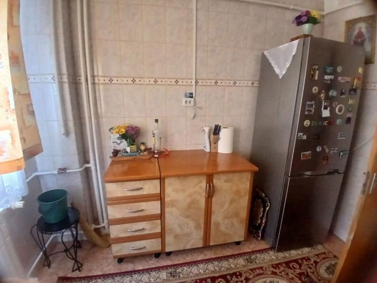 Inchiriez 2 camere Sector 4 Aleea Huedin pret 1500 lei - 3