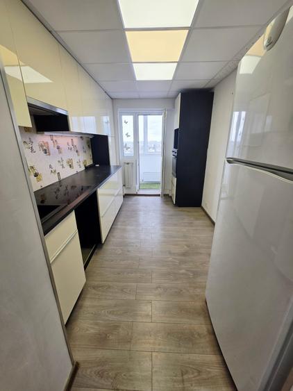 Apartament 3 camere, 2 băi cu geam, balcon generos – Republicii - 18