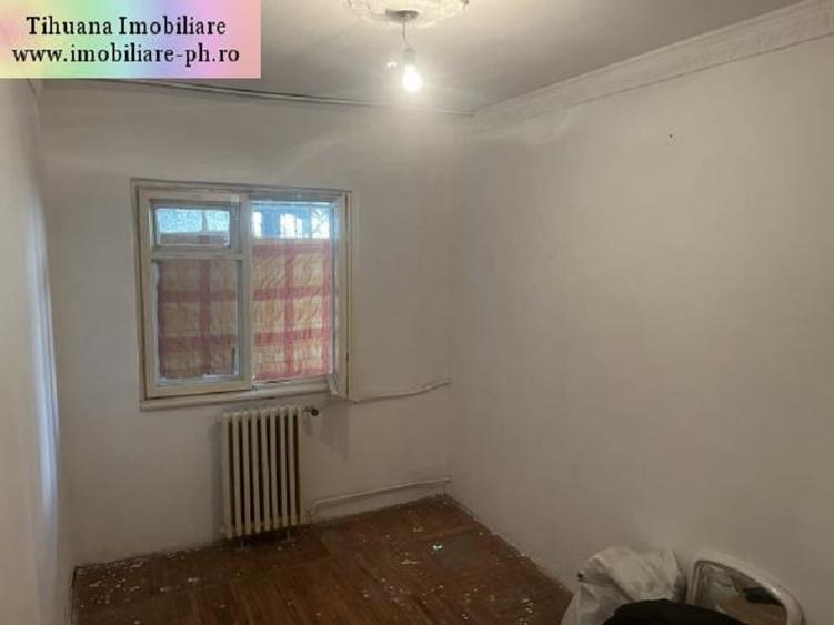 Apartament 3 camere de vanzare : 9 Mai-(Padina) - 3