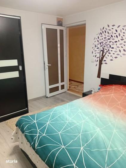 Inchiriez 3 camere vila - 1